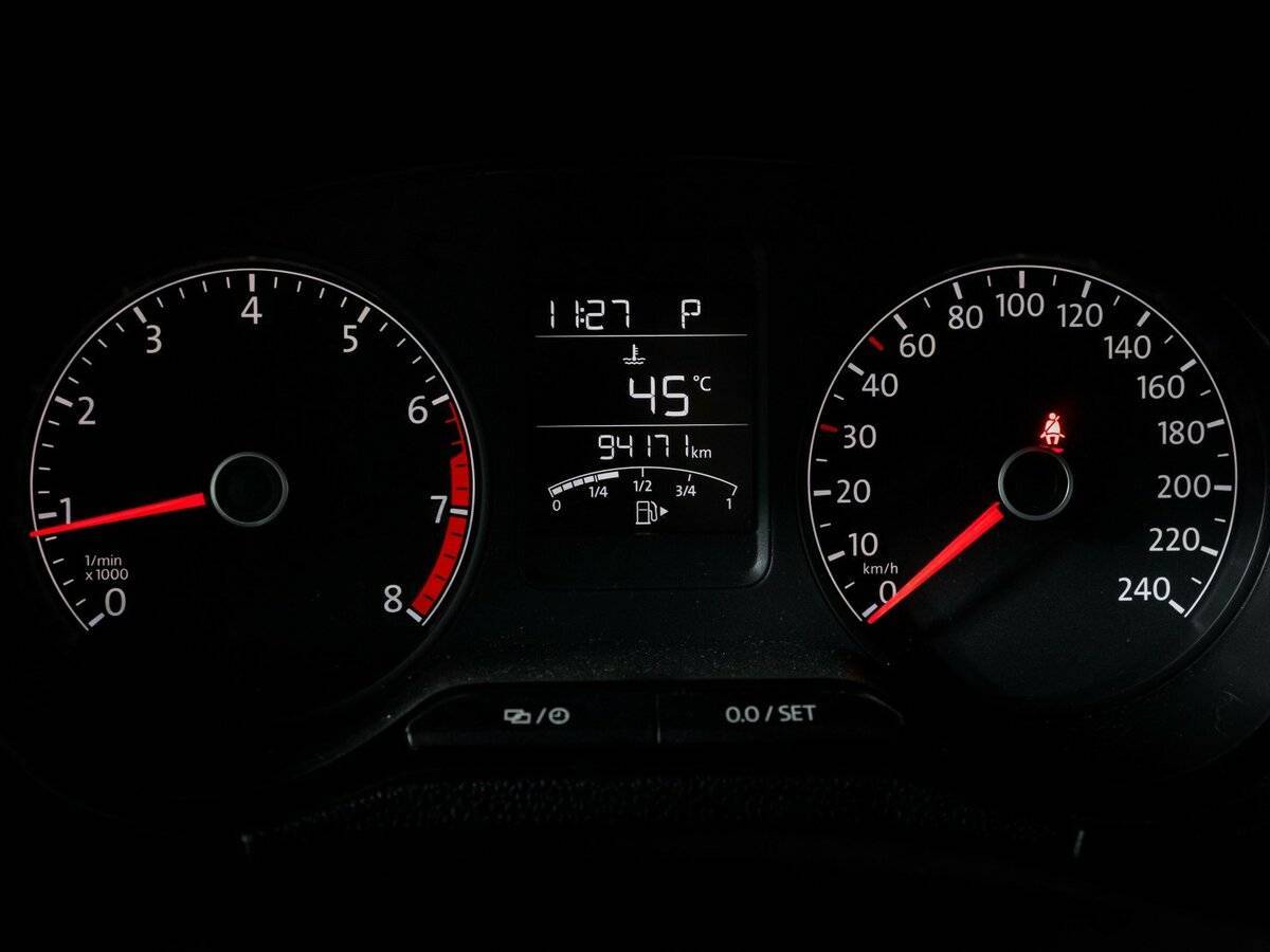 Б/У Фольксваген Поло 2016 года. Фото: #10