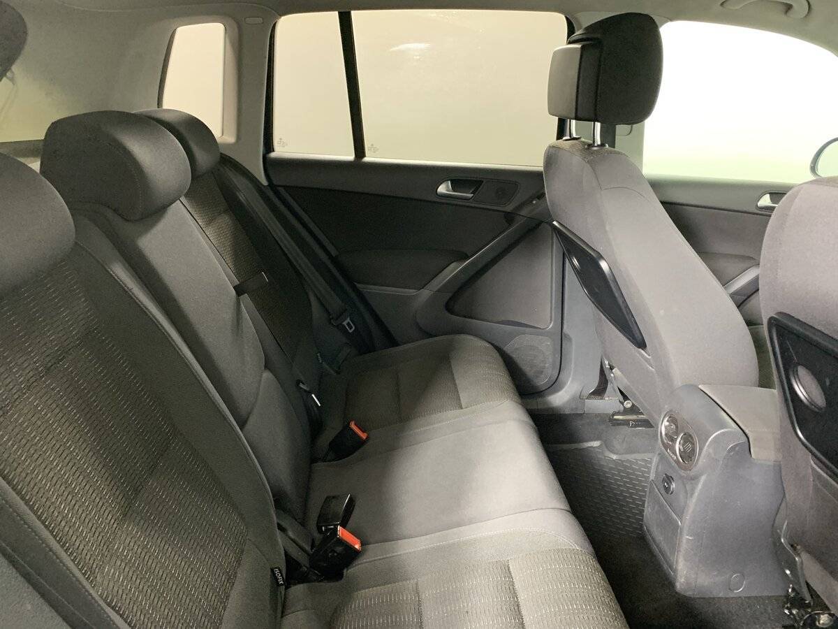 Б/У Фольксваген Тигуан 2012 года. Фото: #16