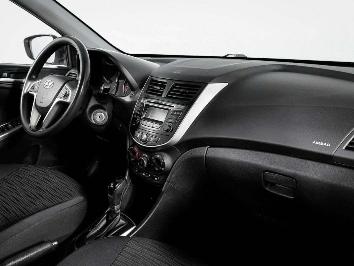 Б/У Хендай Солярис 2016 года. Фото: #8