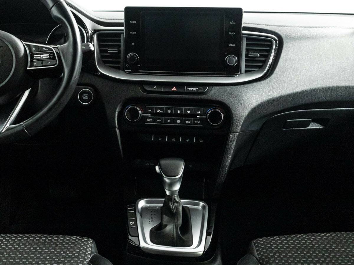 Б/У Киа Сид 2021 года. Фото: #13