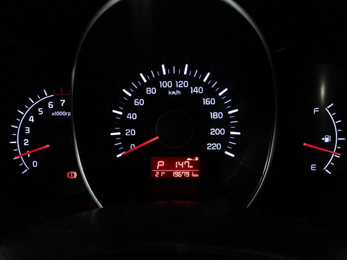 Б/У Киа Рио 2017 года. Фото: #11