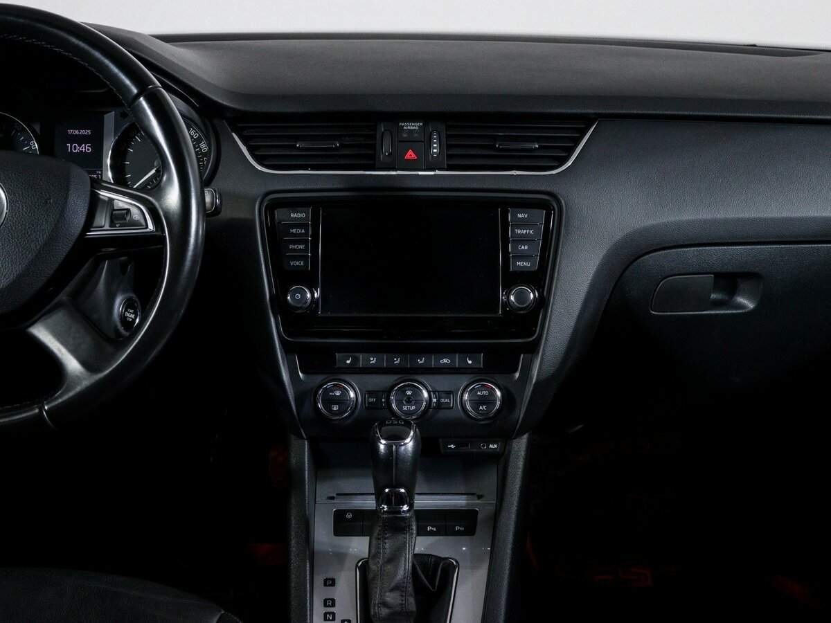 Б/У Шкода Октавия 2014 года. Фото: #12