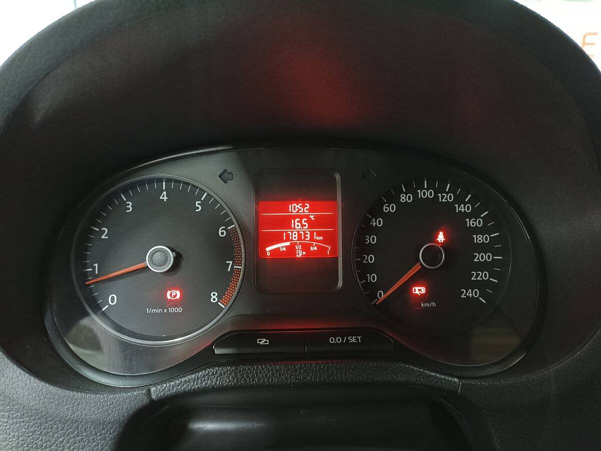 Б/У Фольксваген Поло 2013 года. Фото: #12