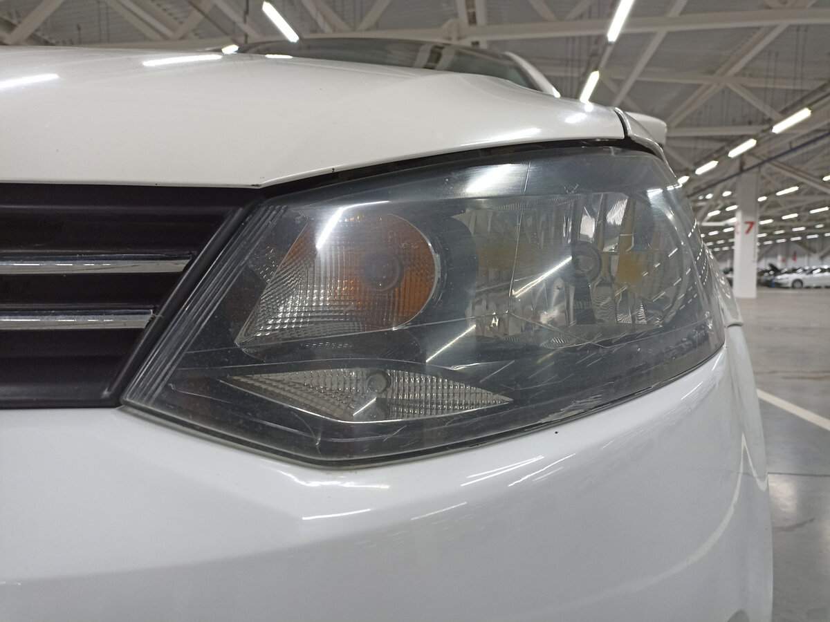 Б/У Фольксваген Поло 2013 года. Фото: #16