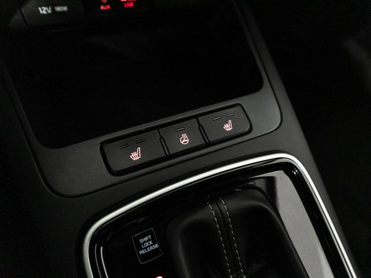 Б/У Киа Рио 2018 года. Фото: #16