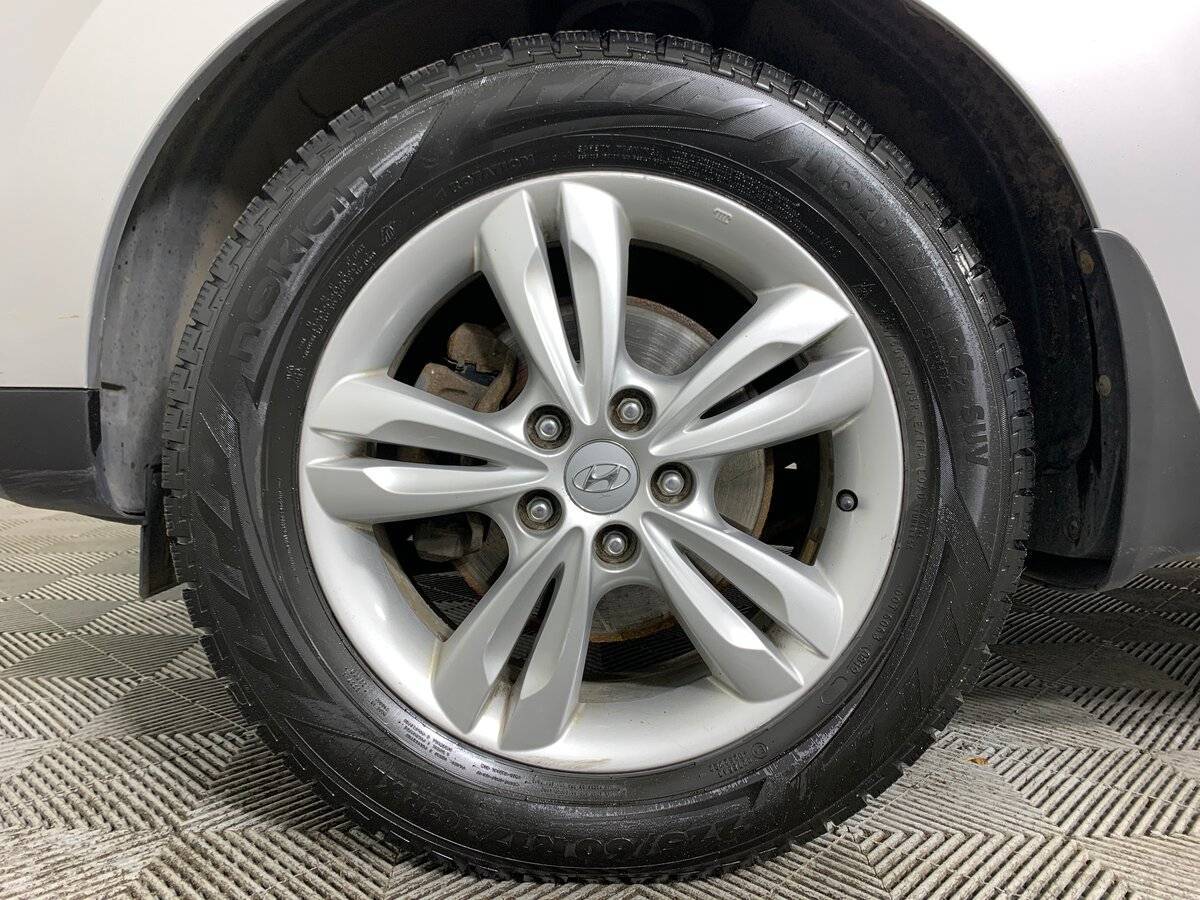 Б/У Хендай ай-икс35 2012 года. Фото: #8