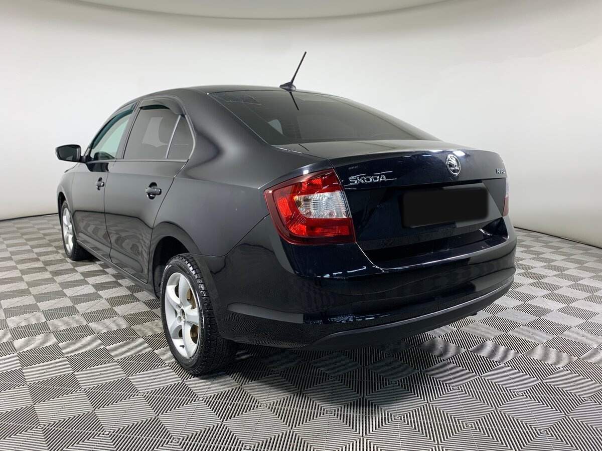 Б/У Шкода Рапид 2018 года. Фото: #6