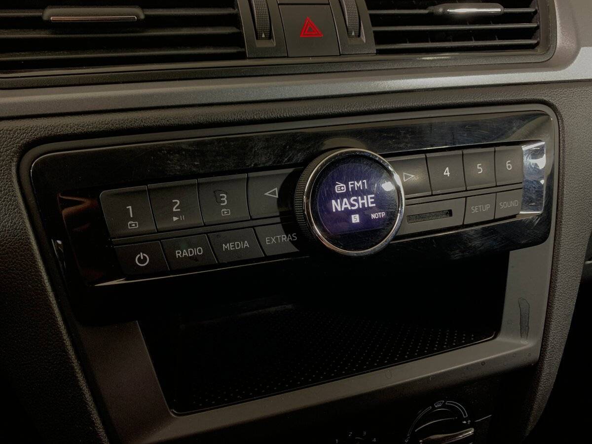 Б/У Шкода Рапид 2018 года. Фото: #13