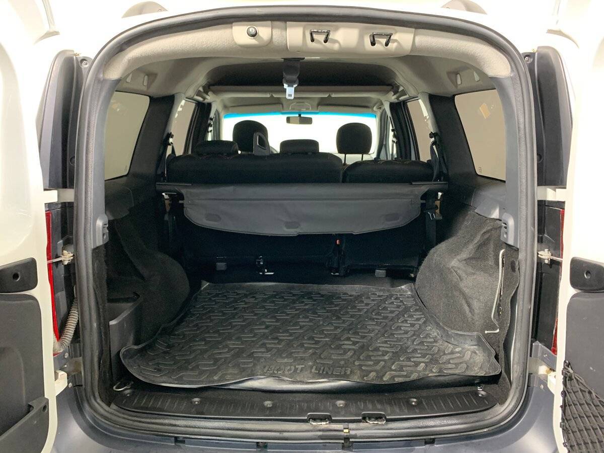 Б/У Лада (ВАЗ) Ларгус 2018 года. Фото: #18