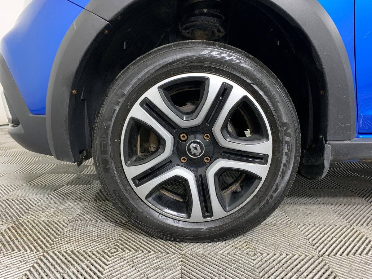 Б/У Рено Логан 2019 года. Фото: #8