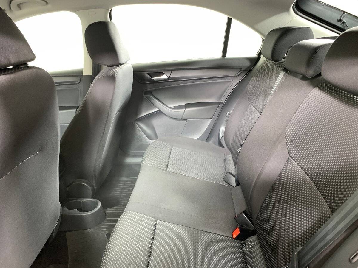 Б/У Фольксваген Поло 2020 года. Фото: #17