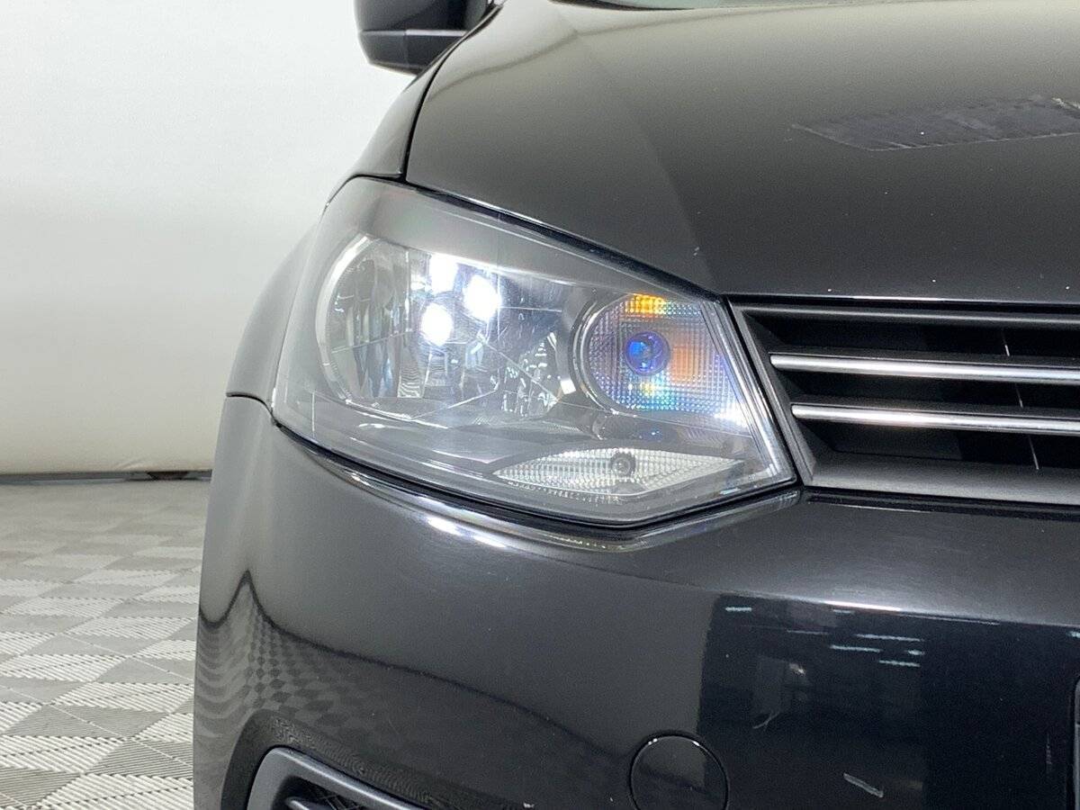 Б/У Фольксваген Поло 2014 года. Фото: #9