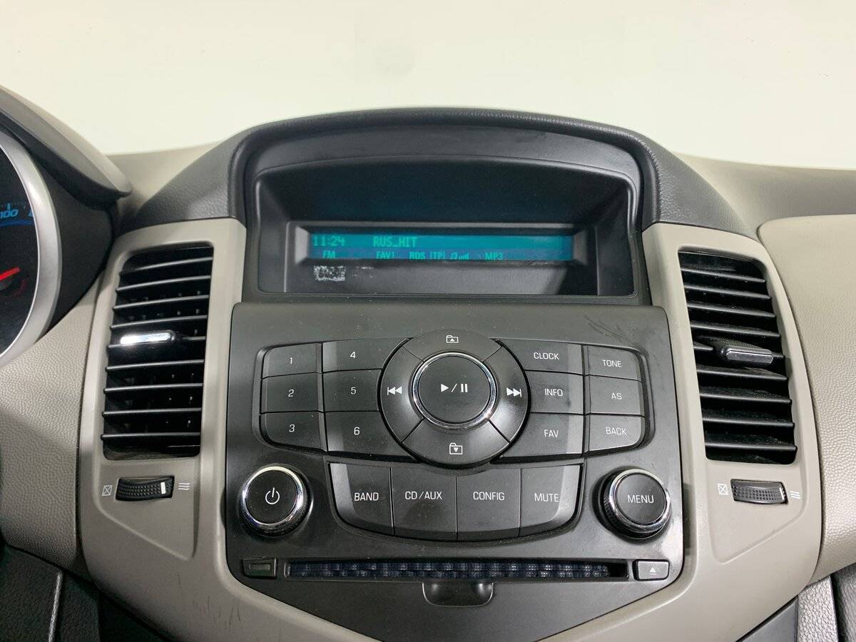 Б/У Шевроле Круз 2012 года. Фото: #14