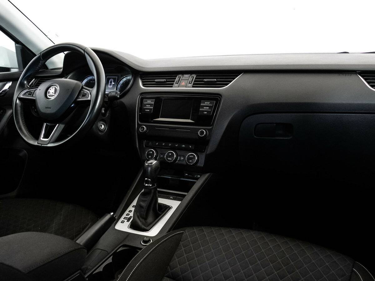 Б/У Шкода Октавия 2016 года. Фото: #6