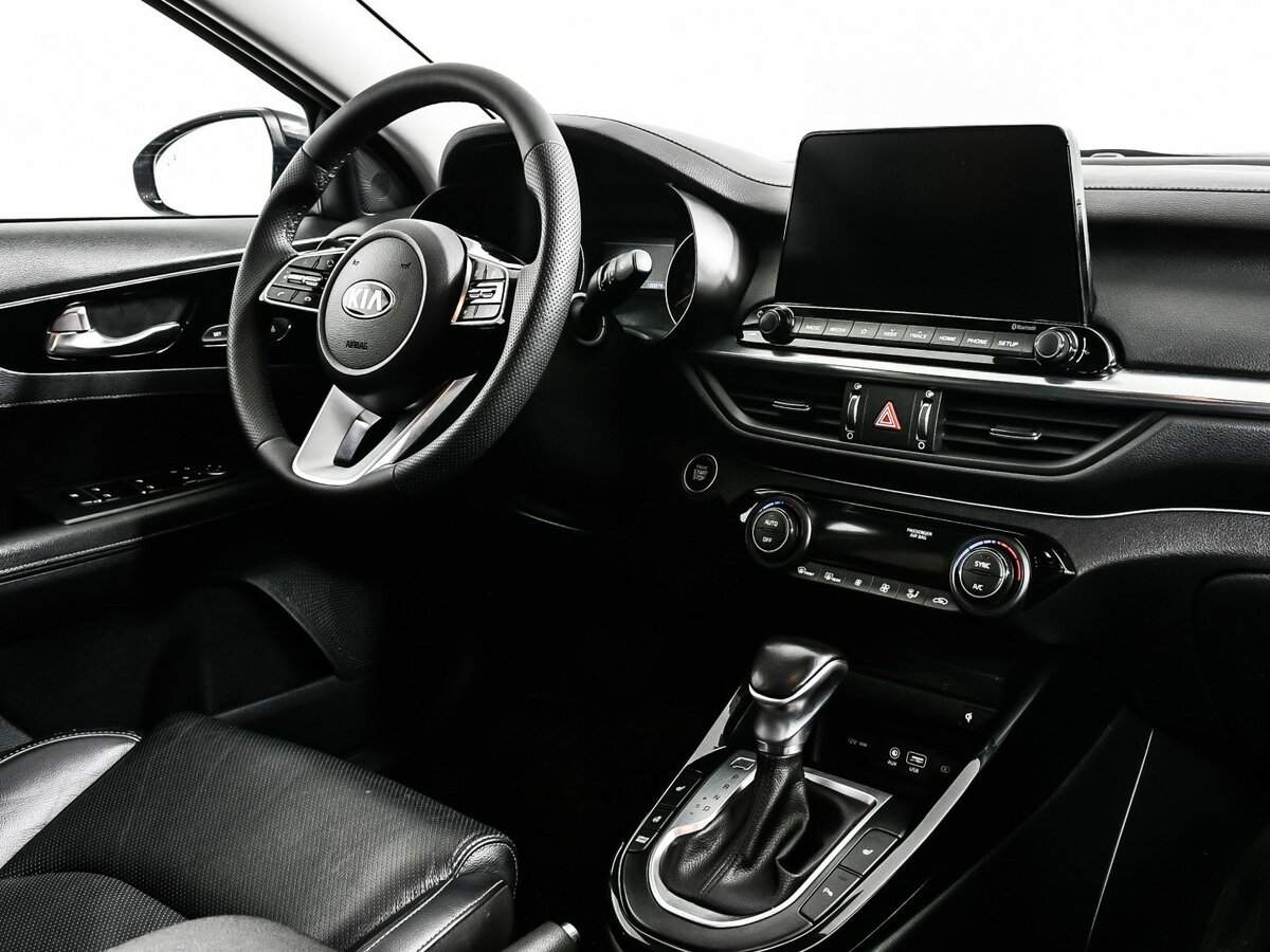 Б/У Киа Церато 2018 года. Фото: #8