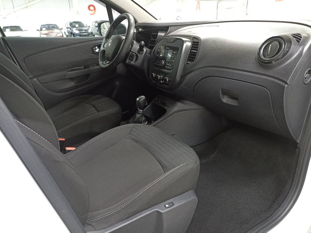 Б/У Рено Каптюр 2018 года. Фото: #10