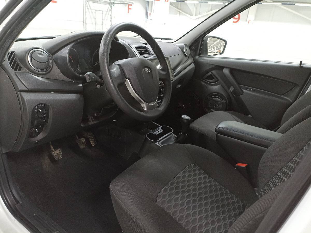 Б/У Лада (ВАЗ) Гранта 2021 года. Фото: #15