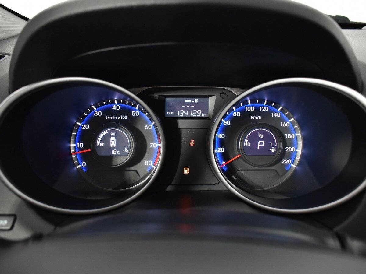 Б/У Хендай ай-икс35 2013 года. Фото: #12