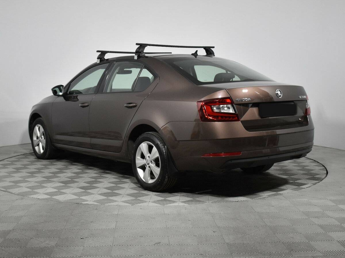 Б/У Шкода Октавия 2017 года. Фото: #6