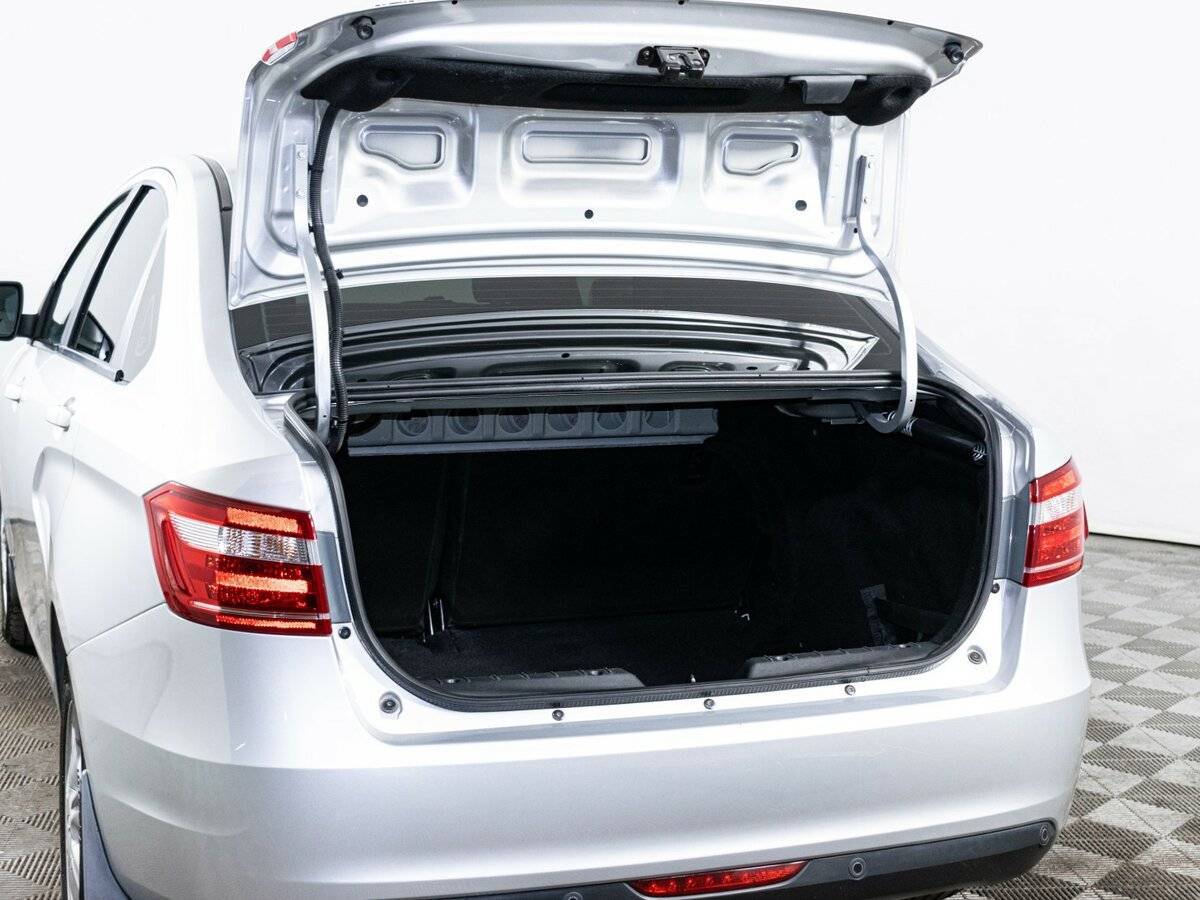 Б/У Лада (ВАЗ) Веста 2021 года. Фото: #6