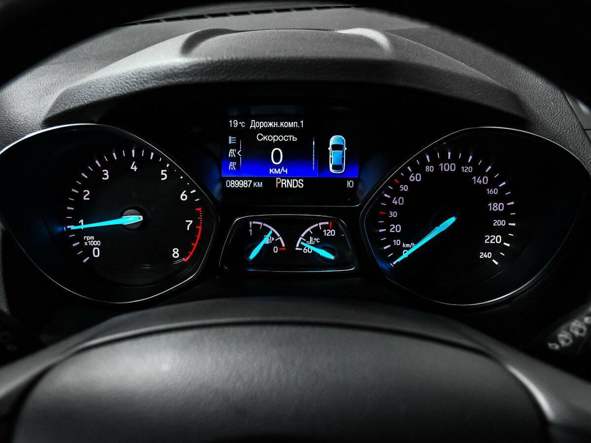 Б/У Форд Куга 2017 года. Фото: #9