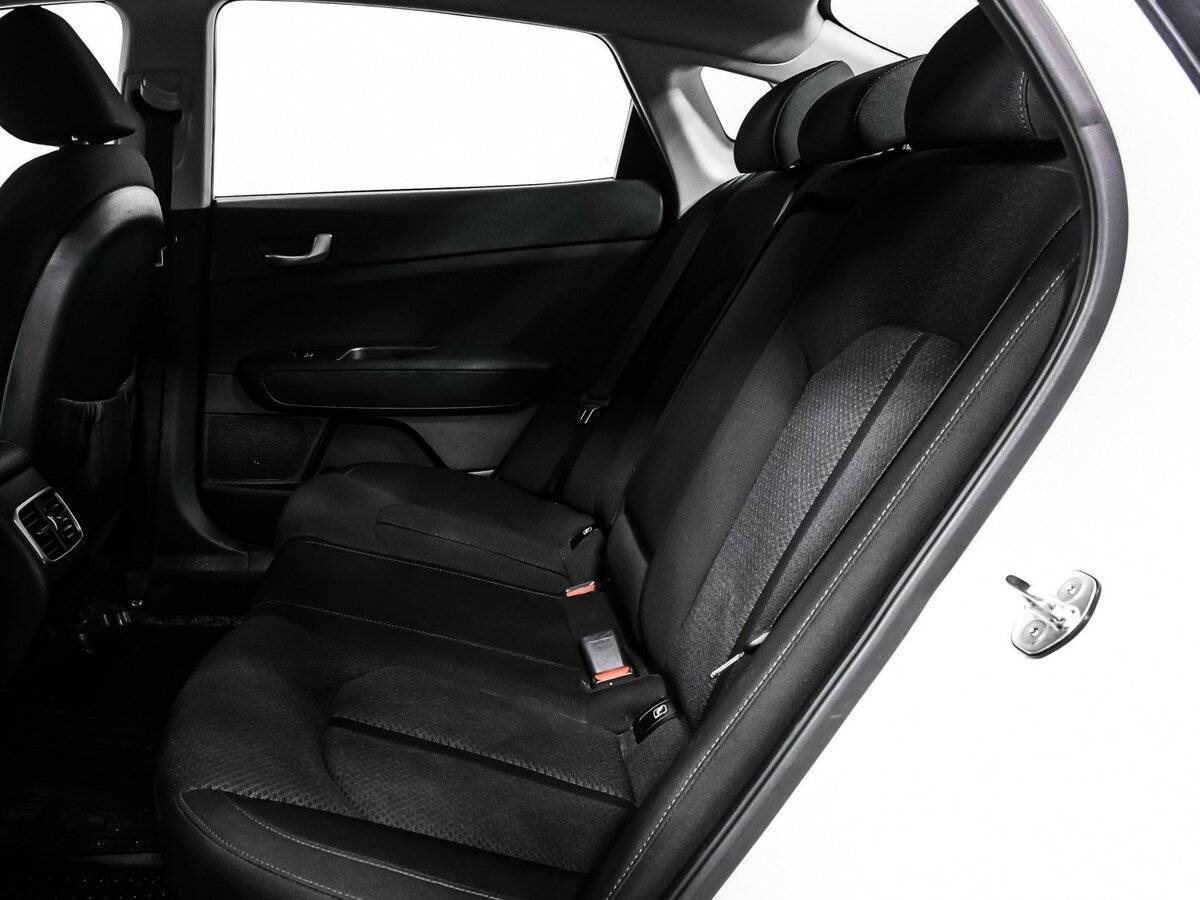 Б/У Киа Оптима 2018 года. Фото: #12