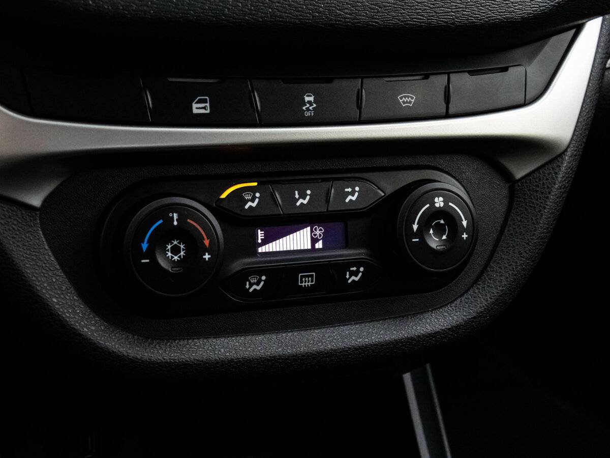 Б/У Лада (ВАЗ) Веста 2021 года. Фото: #15