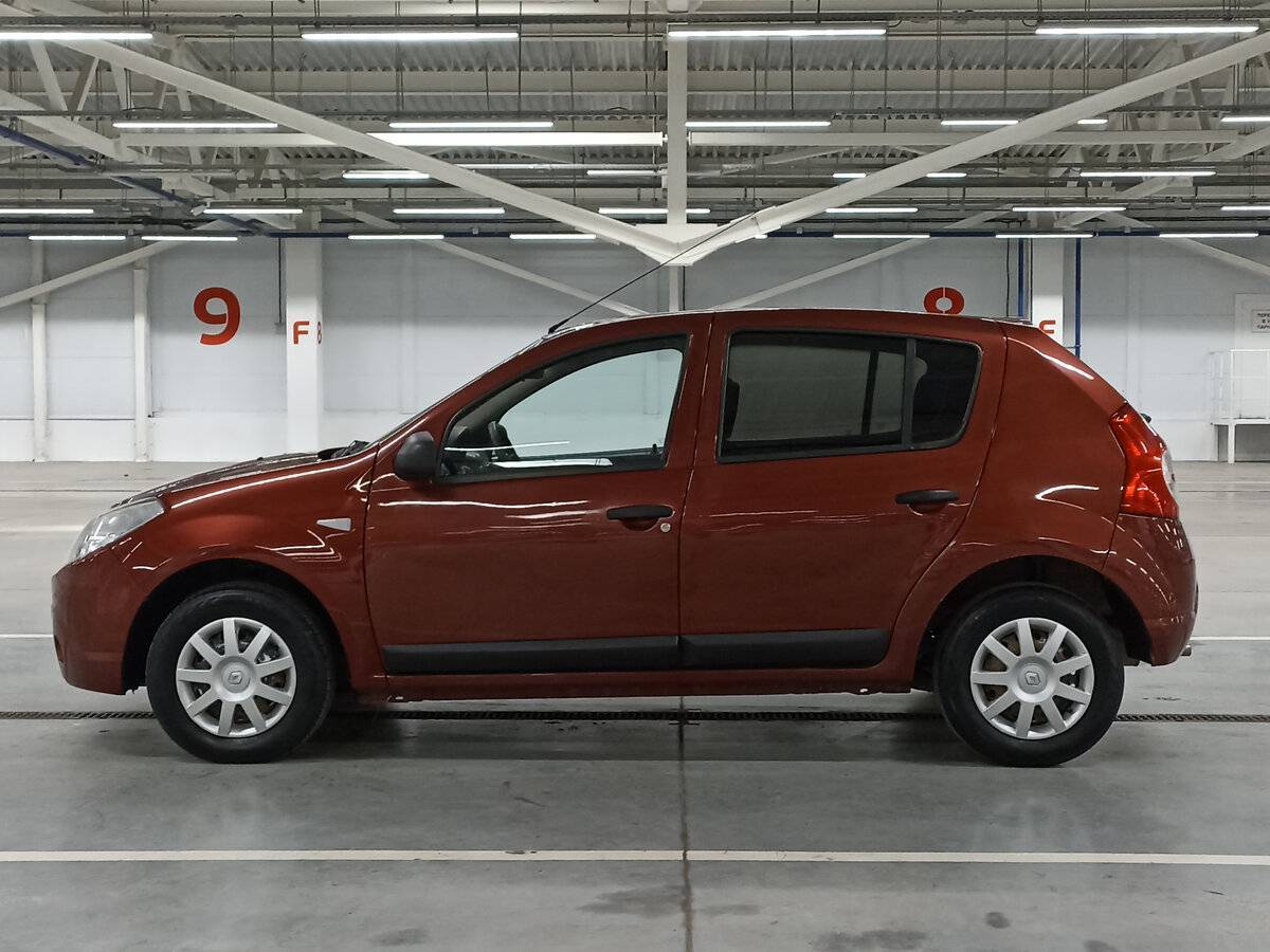 Б/У Рено Сандеро 2013 года. Фото: #7