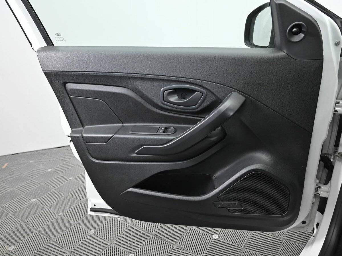 Б/У Лада (ВАЗ) ИКСРЭЙ 2018 года. Фото: #5