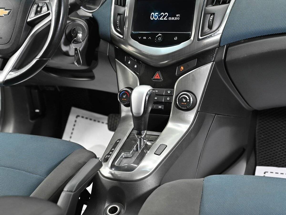 Б/У Шевроле Круз 2013 года. Фото: #9