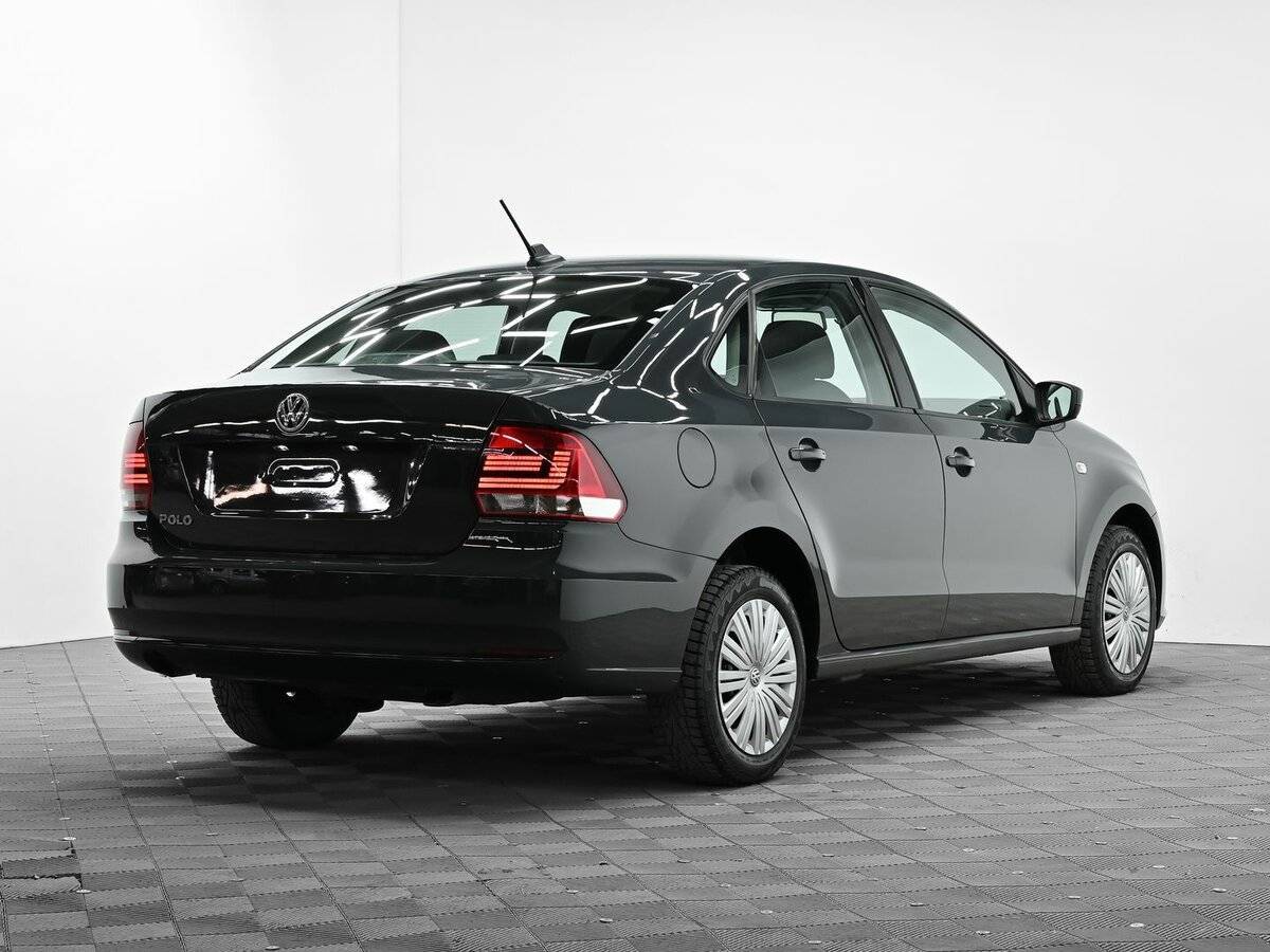 Б/У Фольксваген Поло 2017 года. Фото: #3