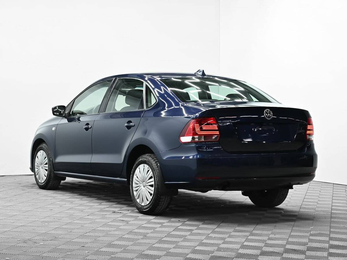 Б/У Фольксваген Поло 2016 года. Фото: #2