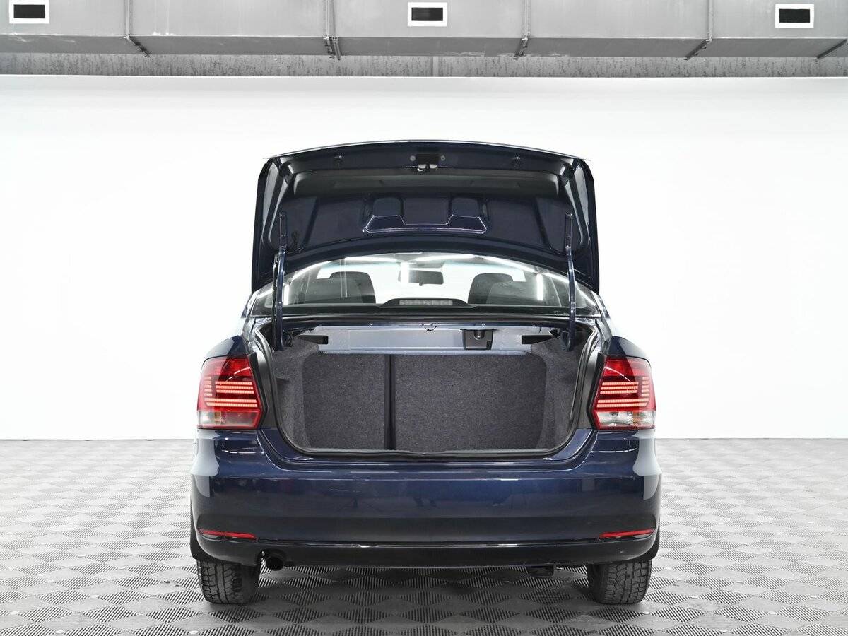 Б/У Фольксваген Поло 2016 года. Фото: #4