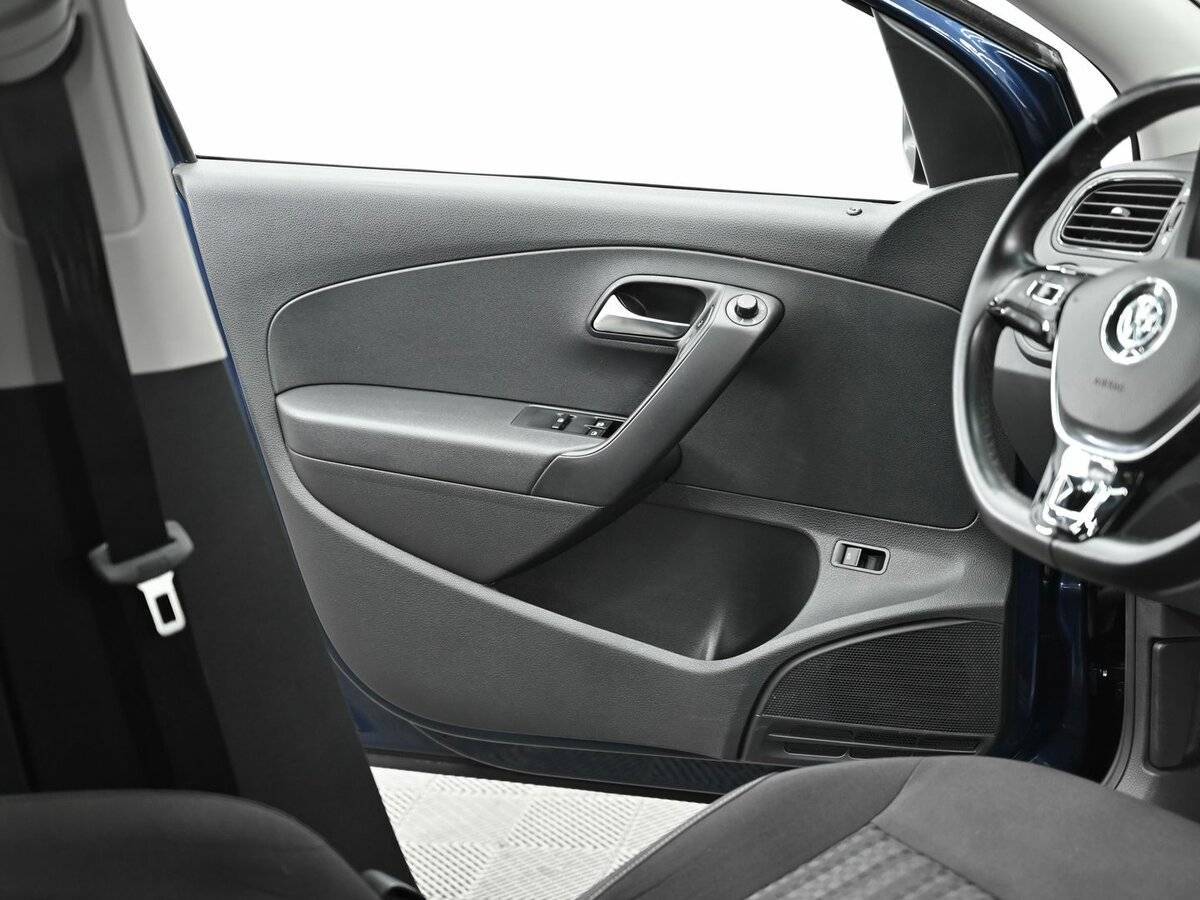 Б/У Фольксваген Поло 2016 года. Фото: #5