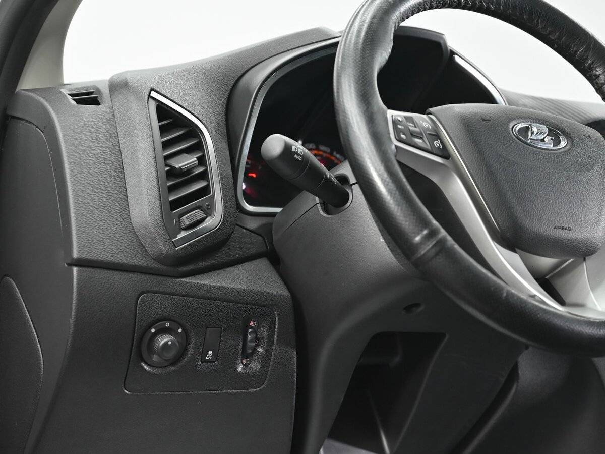 Б/У Лада (ВАЗ) ИКСРЭЙ 2019 года. Фото: #8