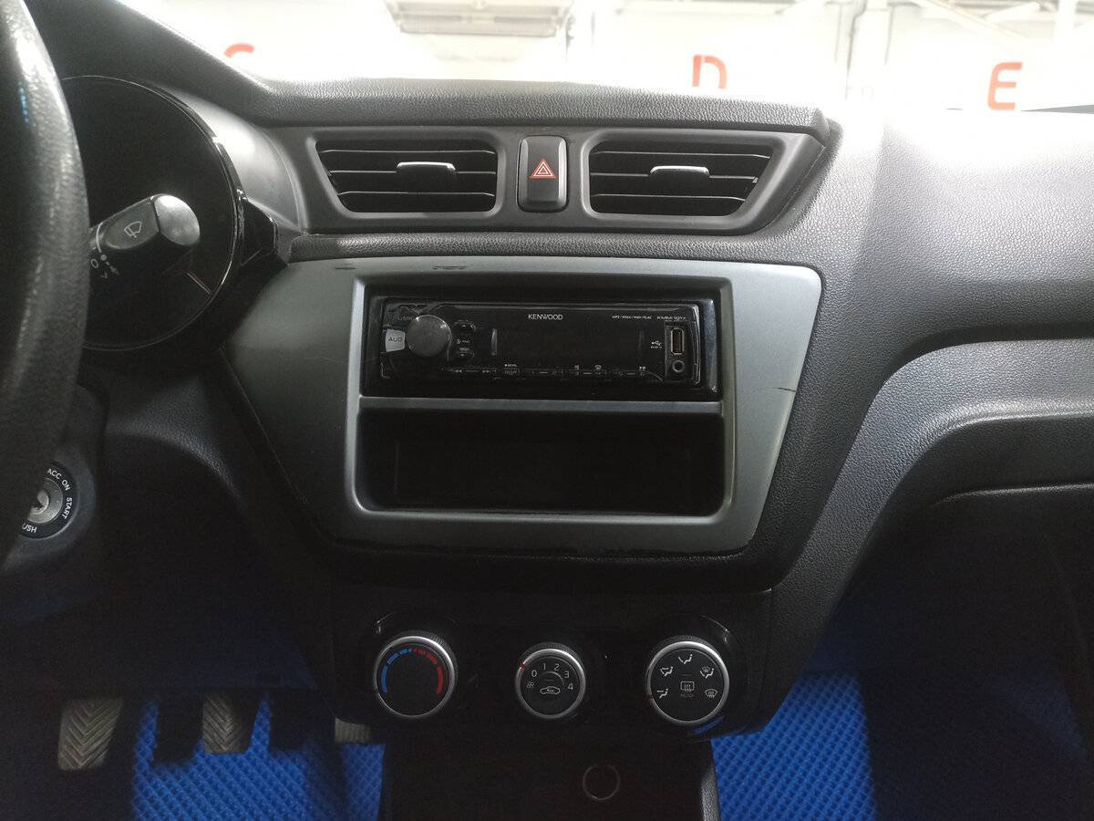 Б/У Киа Рио 2015 года. Фото: #14