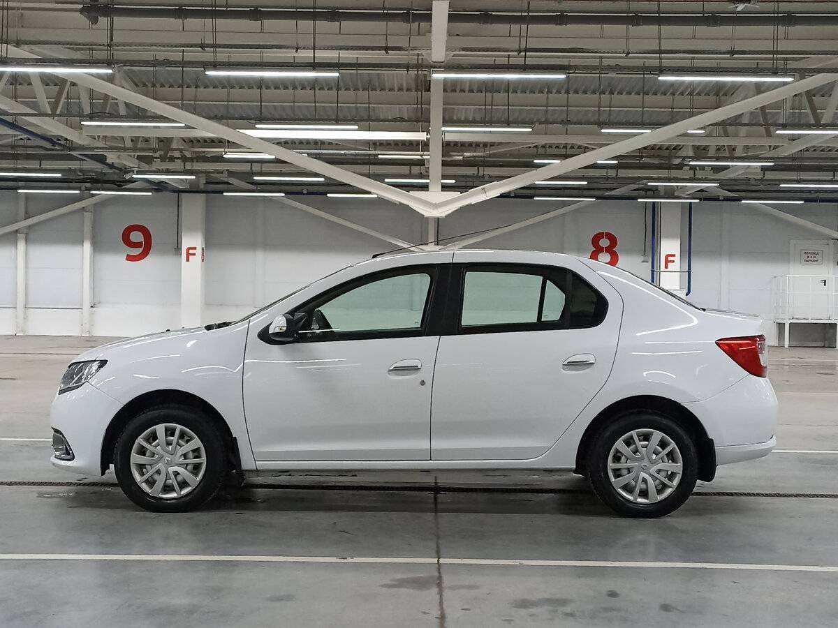 Б/У Рено Логан 2017 года. Фото: #7