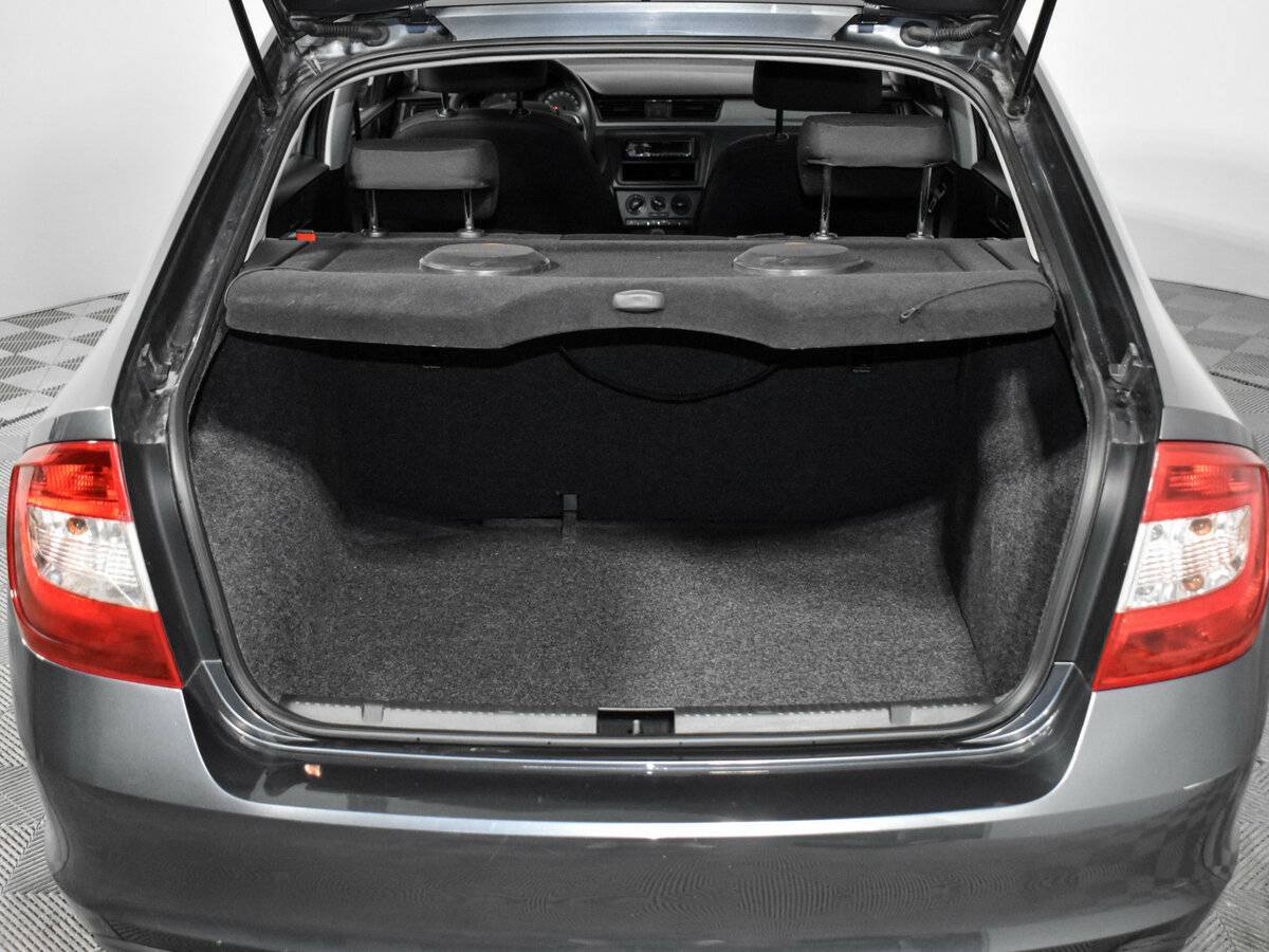 Б/У Шкода Рапид 2014 года. Фото: #17