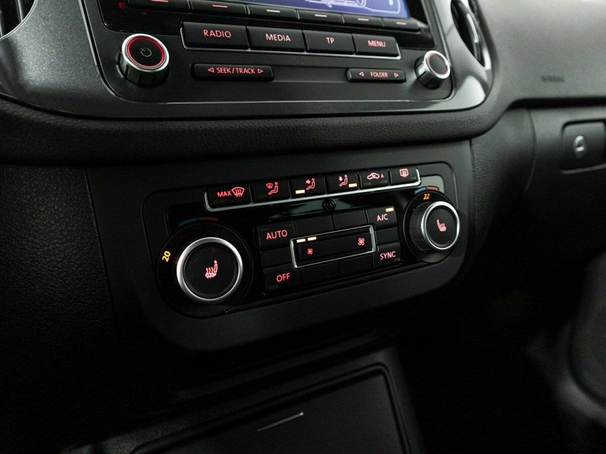 Б/У Фольксваген Тигуан 2012 года. Фото: #15