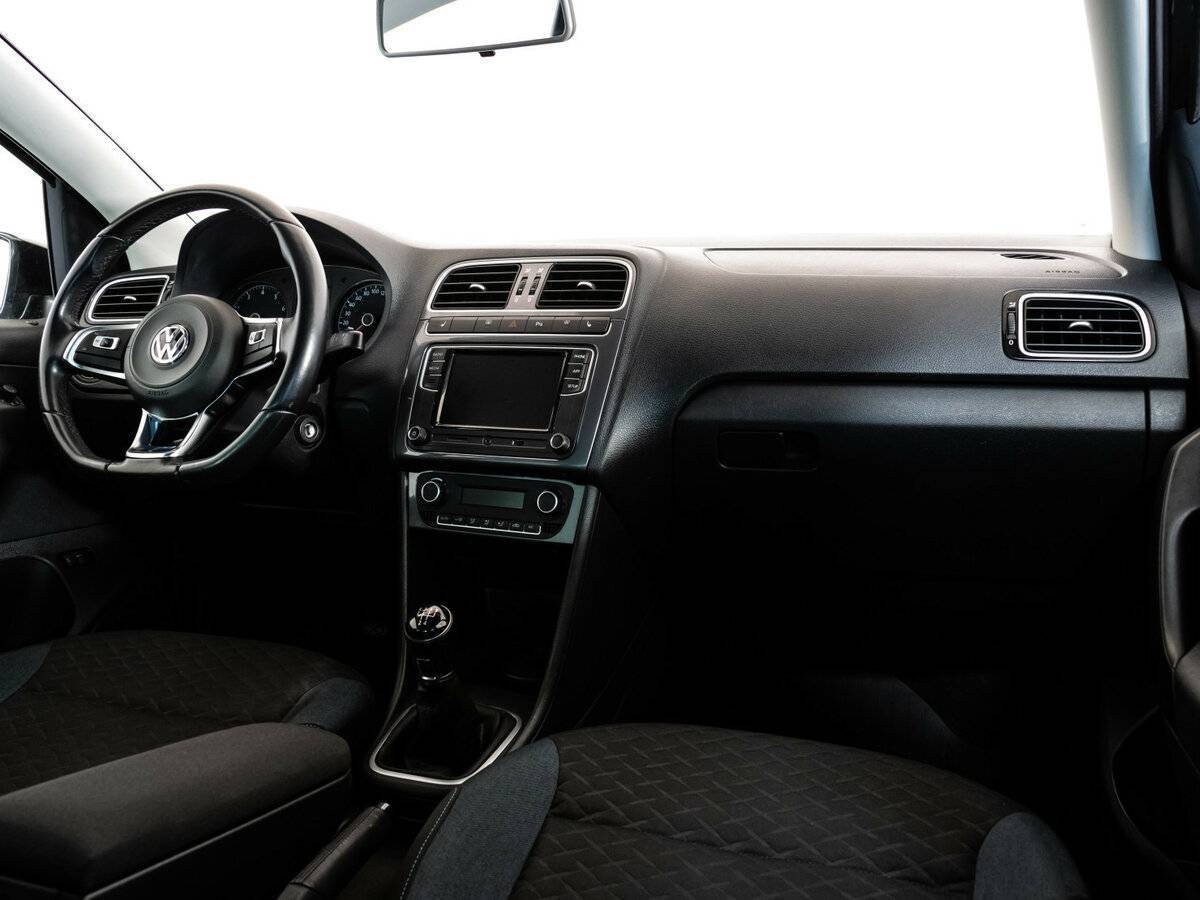 Б/У Фольксваген Поло 2019 года. Фото: #8