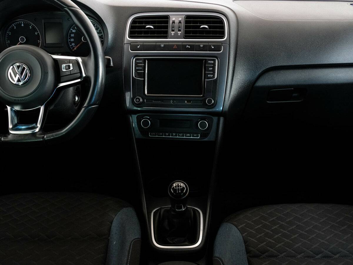 Б/У Фольксваген Поло 2019 года. Фото: #12