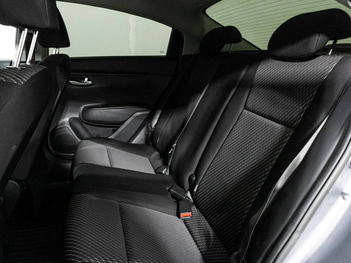 Б/У Киа Рио 2018 года. Фото: #9