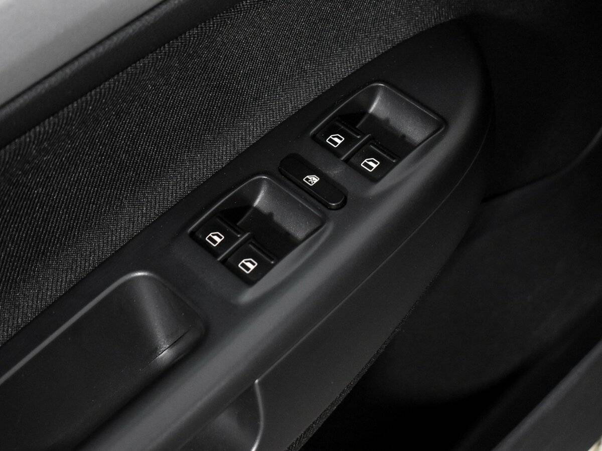 Б/У Шкода Октавия 2013 года. Фото: #9