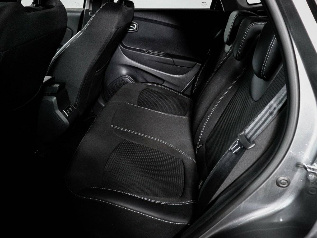 Б/У Рено Каптюр 2021 года. Фото: #9