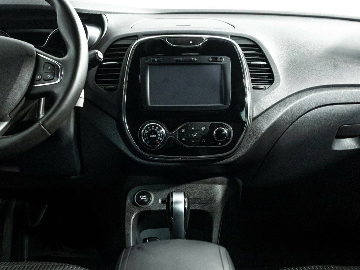 Б/У Рено Каптюр 2017 года. Фото: #13