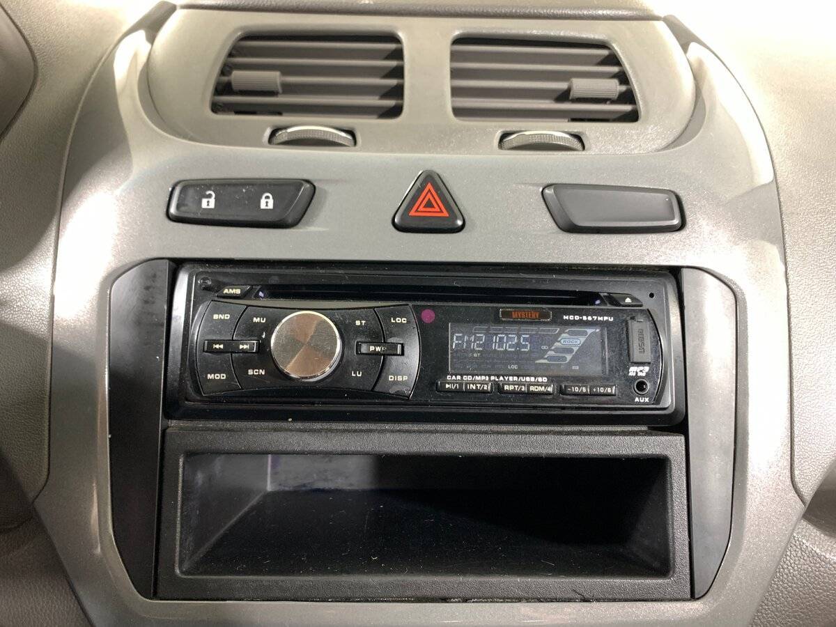 Б/У Шевроле Кобальт 2013 года. Фото: #14