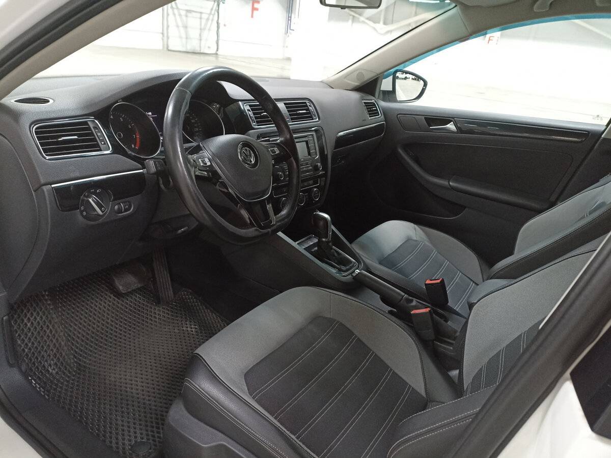 Б/У Фольксваген Джетта 2015 года. Фото: #15