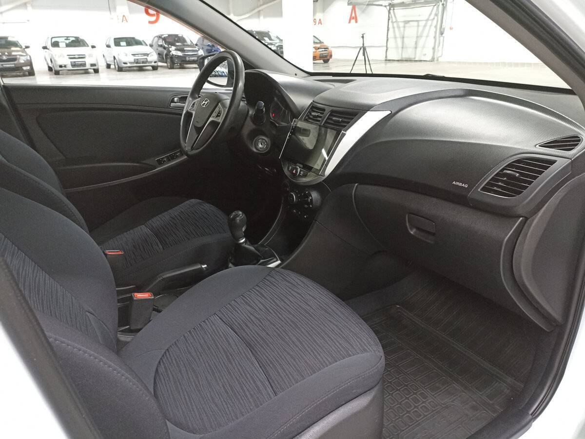 Б/У Хендай Солярис 2015 года. Фото: #10