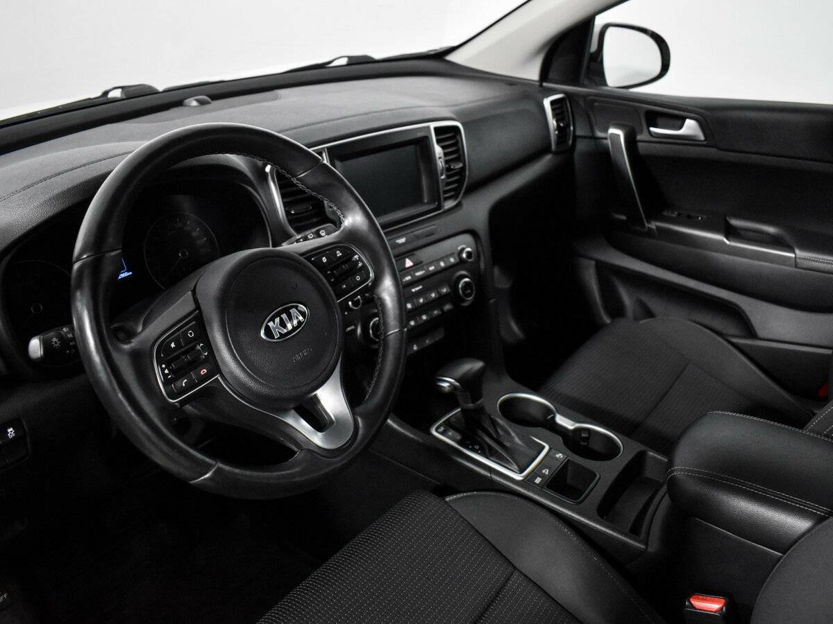 Б/У Киа Спортейдж 2016 года. Фото: #8