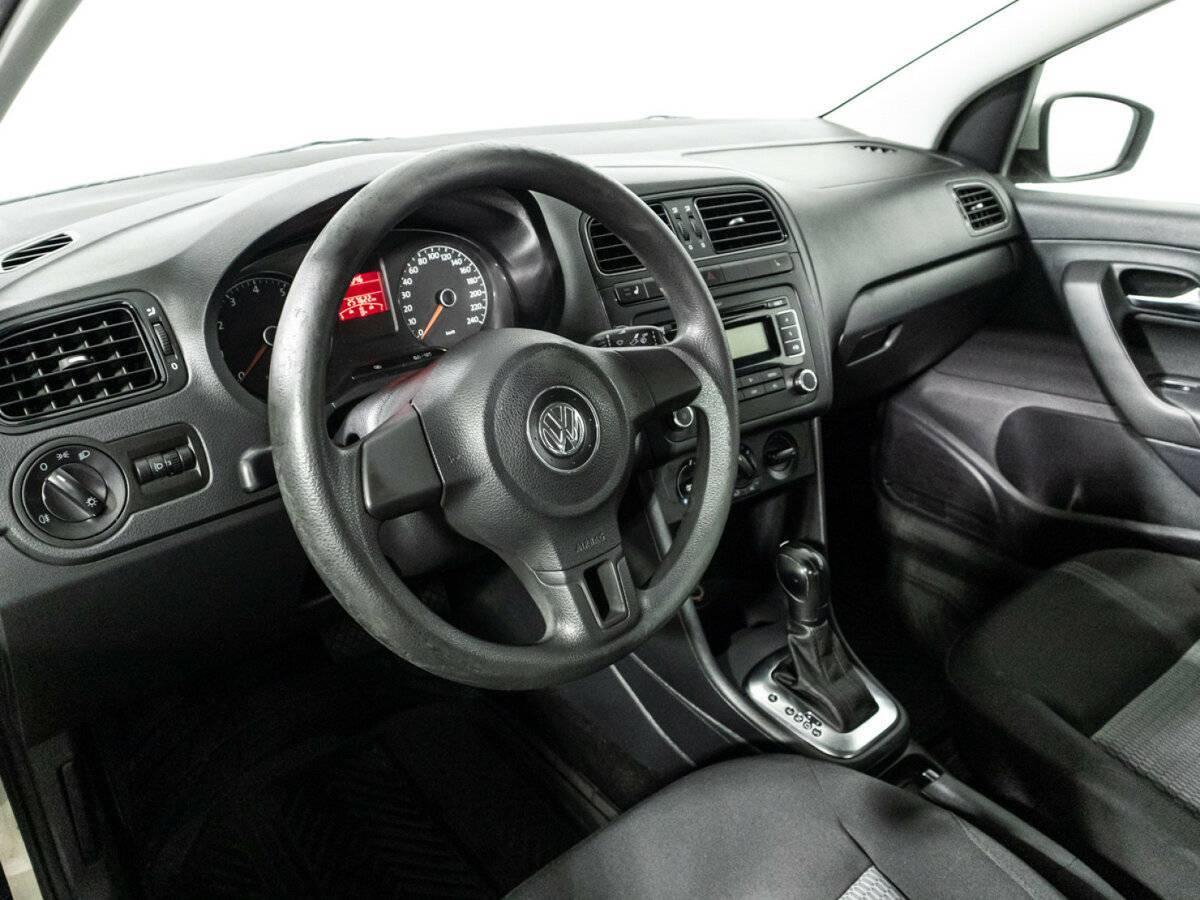 Б/У Фольксваген Поло 2012 года. Фото: #10